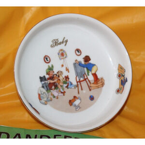Vintage DF Czechoslovakia Round Decorative Ceramic Baby Bowl 6 3/4"